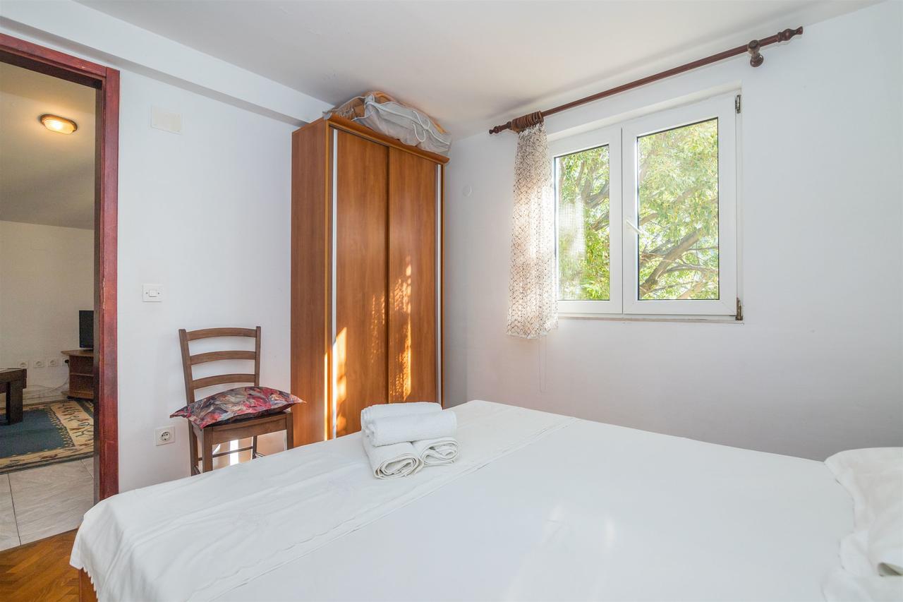 Apartments Antonija Drvenik  Buitenkant foto